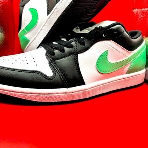 Brand new in box Jordan retro low 1